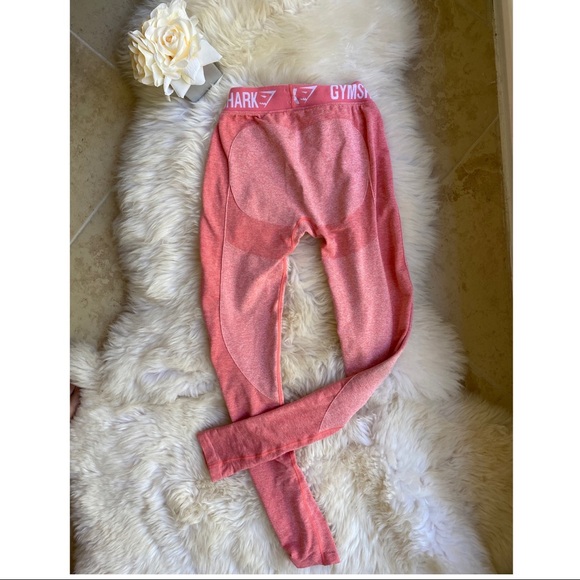 Gymshark Pants - GymShark Pink Flex Leggings Size Small